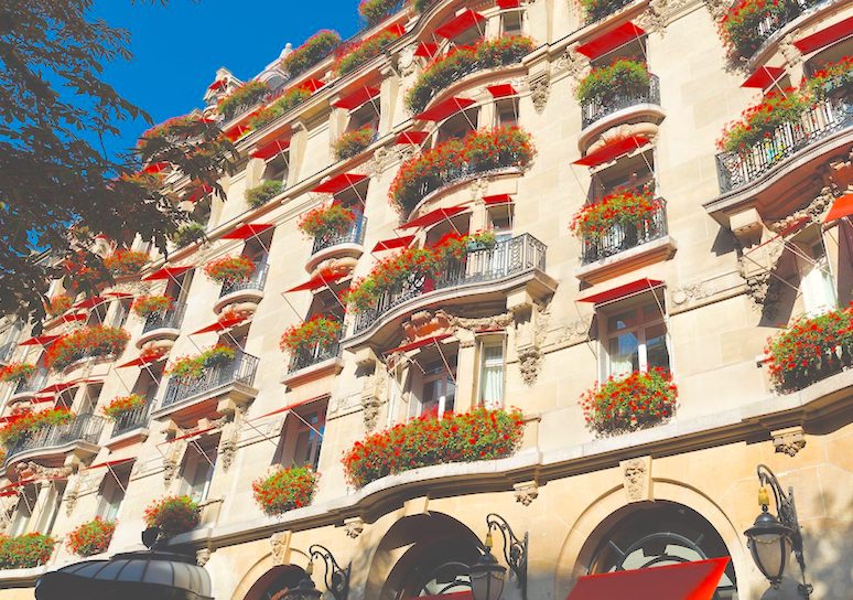 08-plaza-athenee