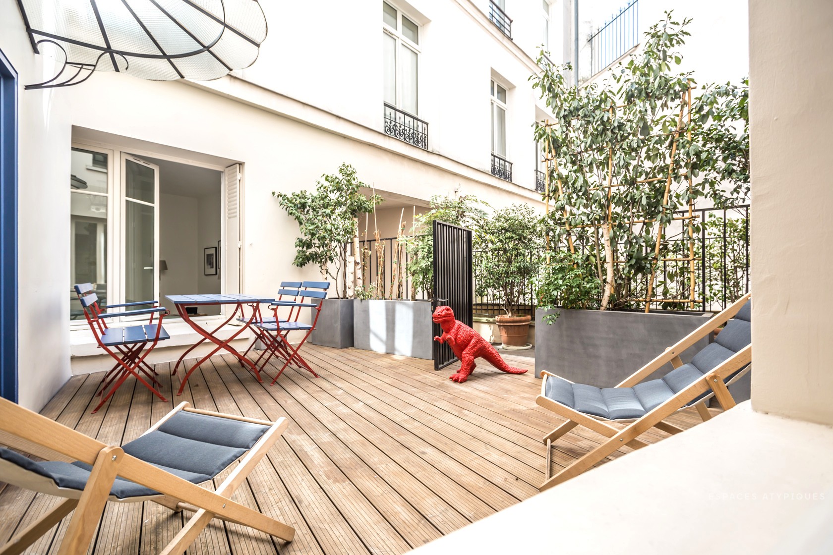 M1056EP-appartement-terrasse-sur-cour-paris-8e-01 (1)