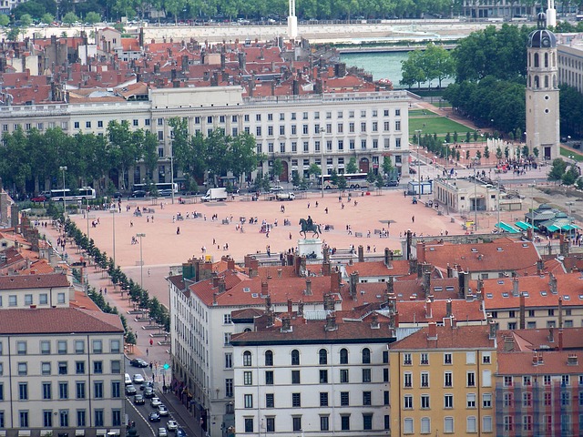 lyon-bellecour-cordeliers-1